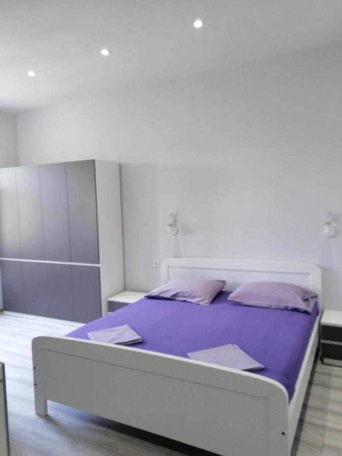 Apartman Antonija Pula Bagian luar foto